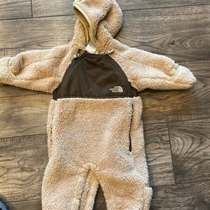 North face Snowsuit
